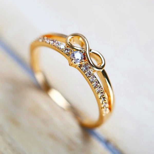 Ring Damen goldfarben mit Unendlichkeitssymbol und Glitzersteinen, elegant für besondere Anlässe - 6 - Marlena-atelier
