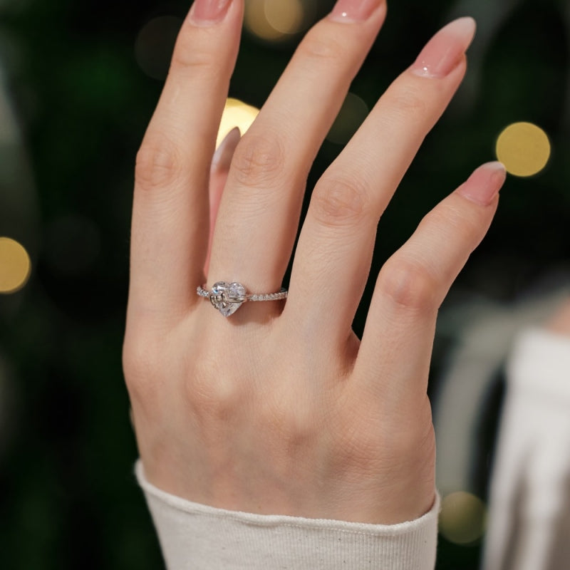 Ring Damen goldfarben mit Herz-Anhänger und Schleife, elegant für besondere Anlässe - 2 - Marlena-atelier