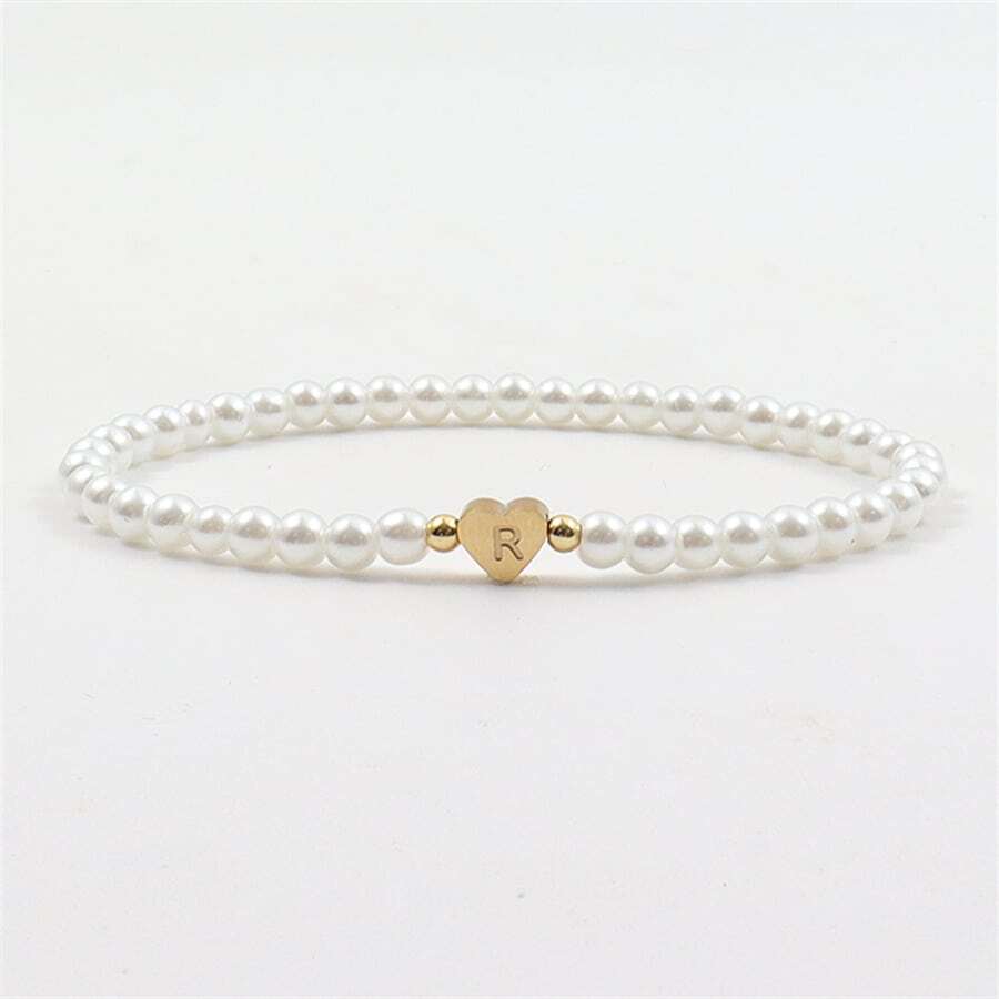Perlenarmband Damen mit graviertem Herz-Anhänger, elegant und persönlich - 4 - Marlena-atelier