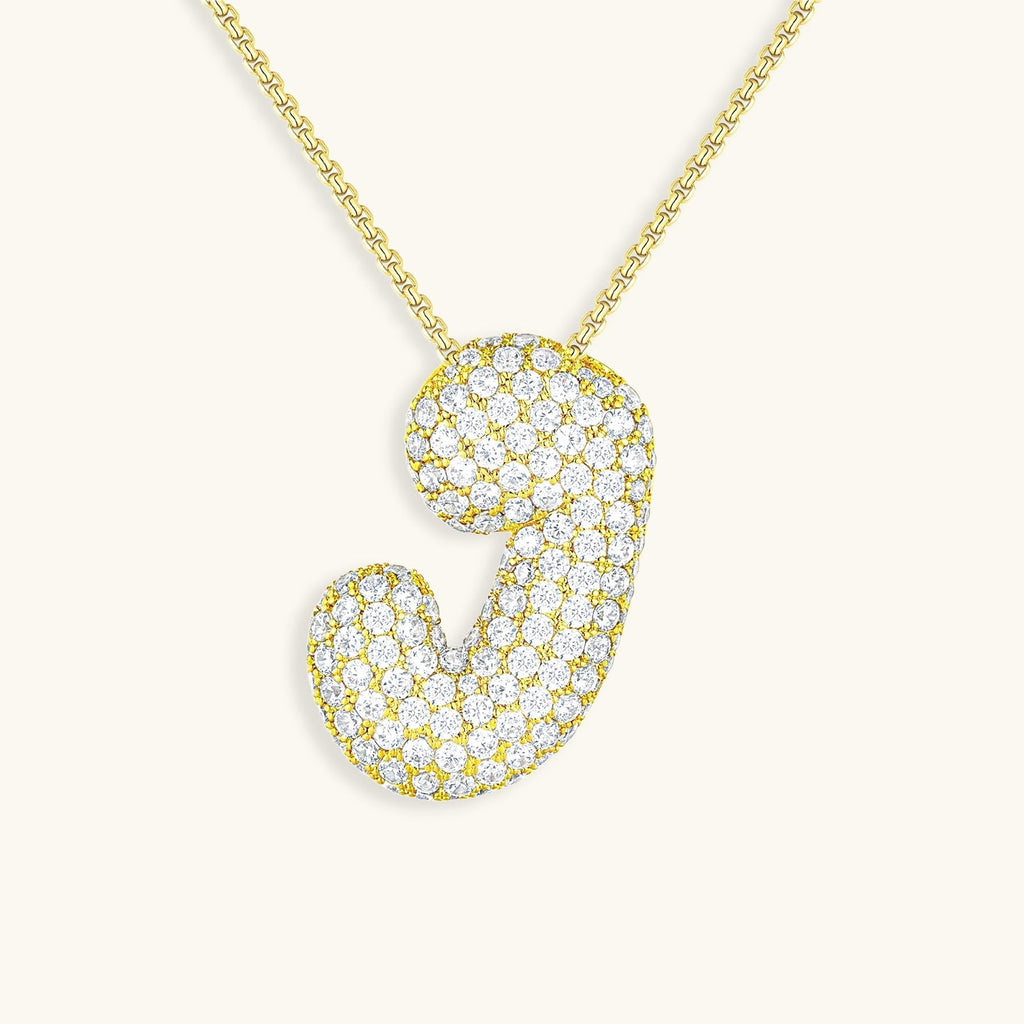 Halskette Damen goldfarben mit Initial-Anhänger, glamourös für besondere Anlässe - 16 - Marlena-atelier