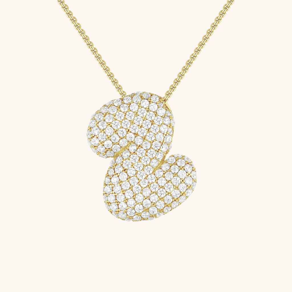 Halskette Damen goldfarben mit Initial-Anhänger, glamourös für besondere Anlässe - 32 - Marlena-atelier