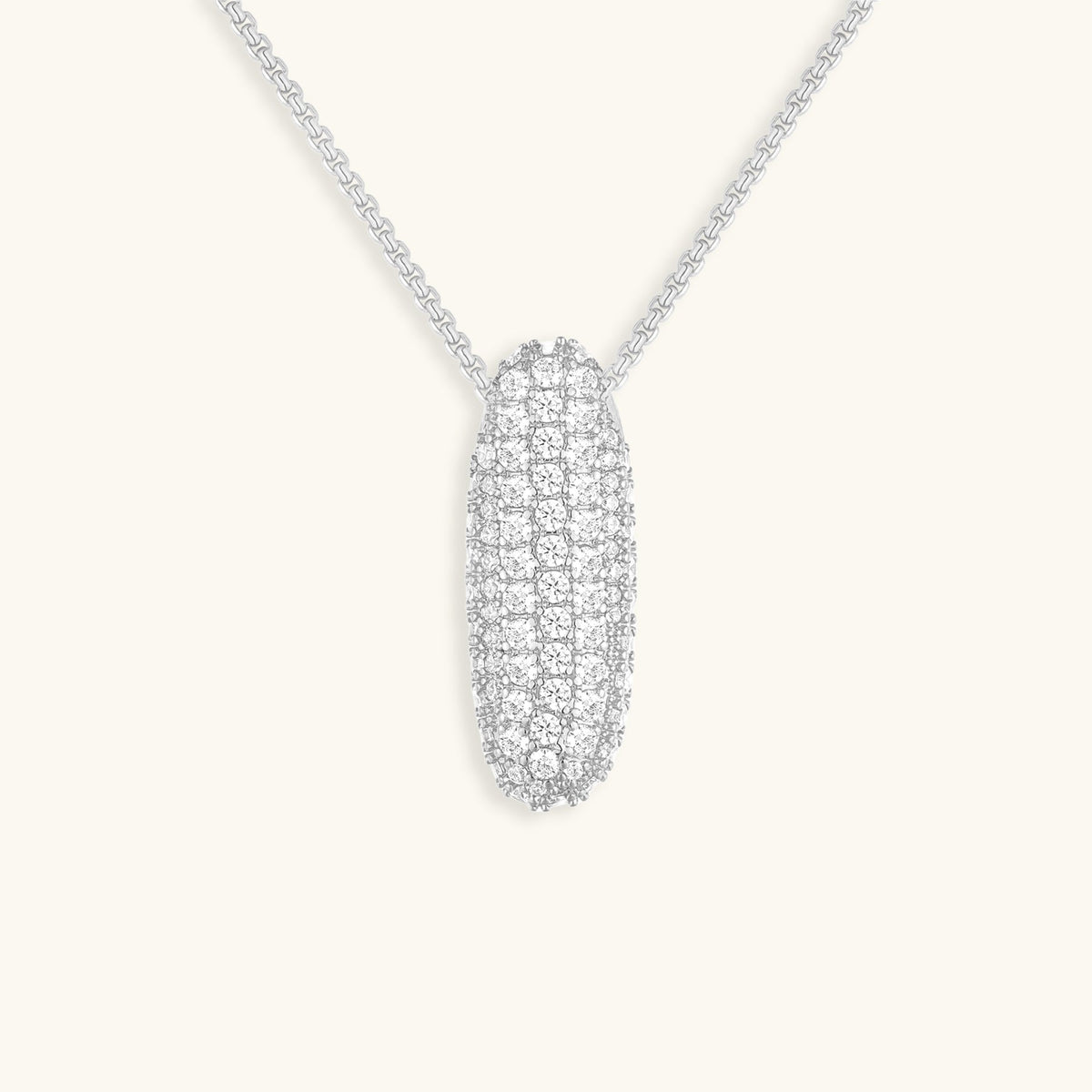 Halskette Damen goldfarben mit Initial-Anhänger, glamourös für besondere Anlässe - 44 - Marlena-atelier