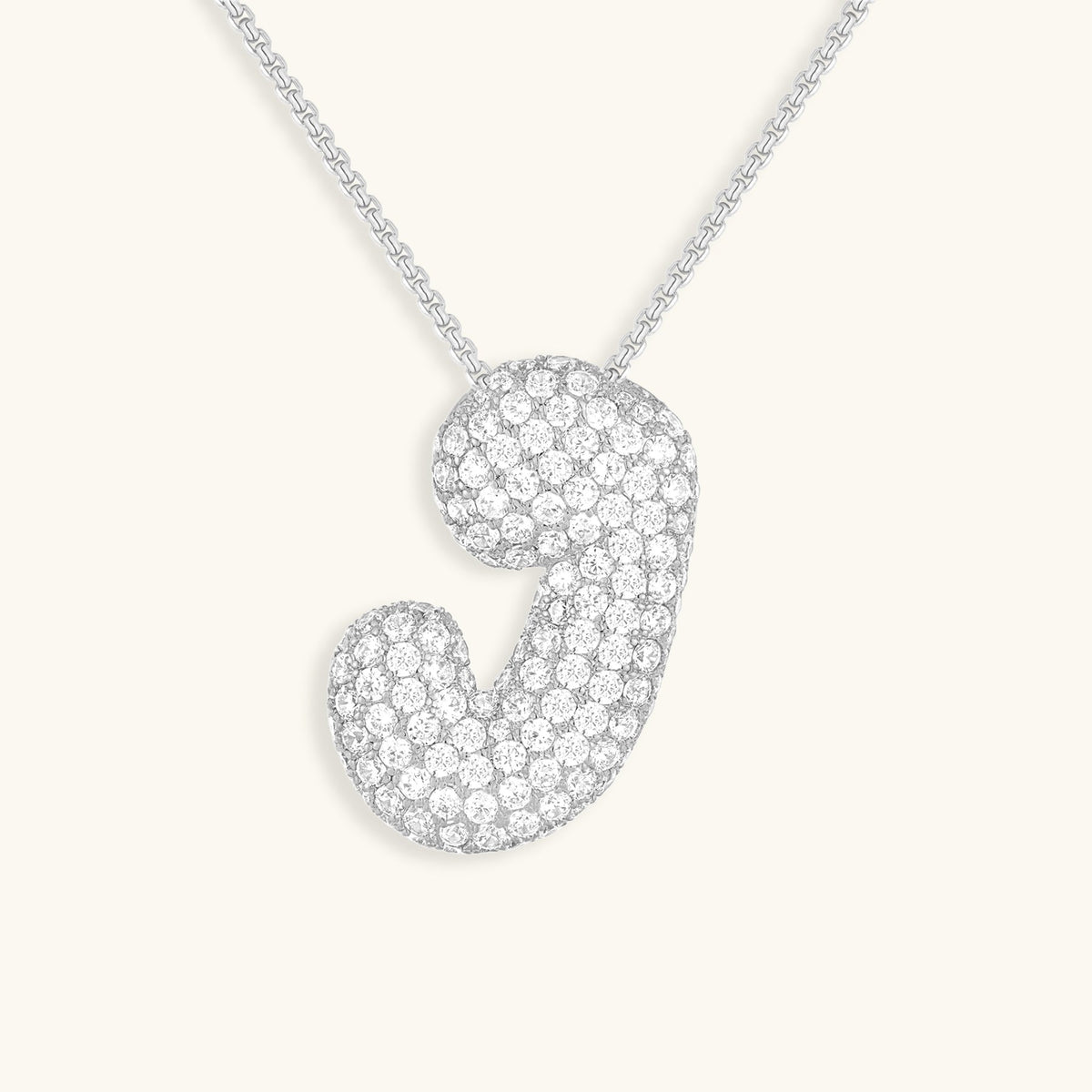 Halskette Damen goldfarben mit Initial-Anhänger, glamourös für besondere Anlässe - 45 - Marlena-atelier