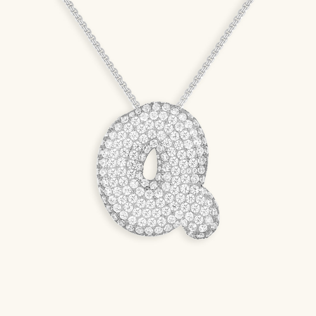 Halskette Damen goldfarben mit Initial-Anhänger, glamourös für besondere Anlässe - 52 - Marlena-atelier