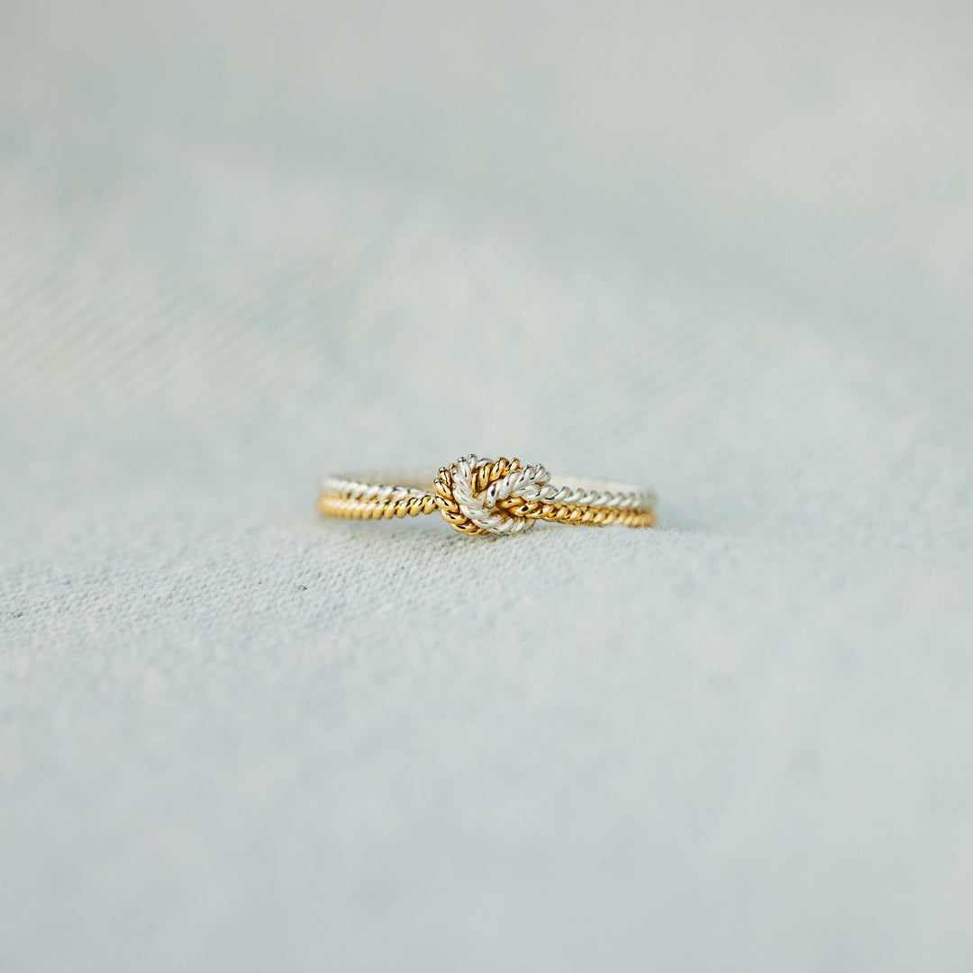 Ring Damen goldfarben mit Knoten-Design, elegant und romantisch - 7 - Marlena-atelier