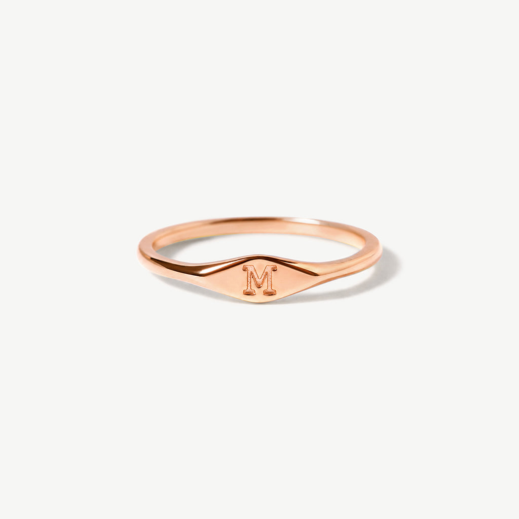 Ring Damen goldfarben mit geschwungenem Design, elegant und modern - 11 - Marlena-atelier