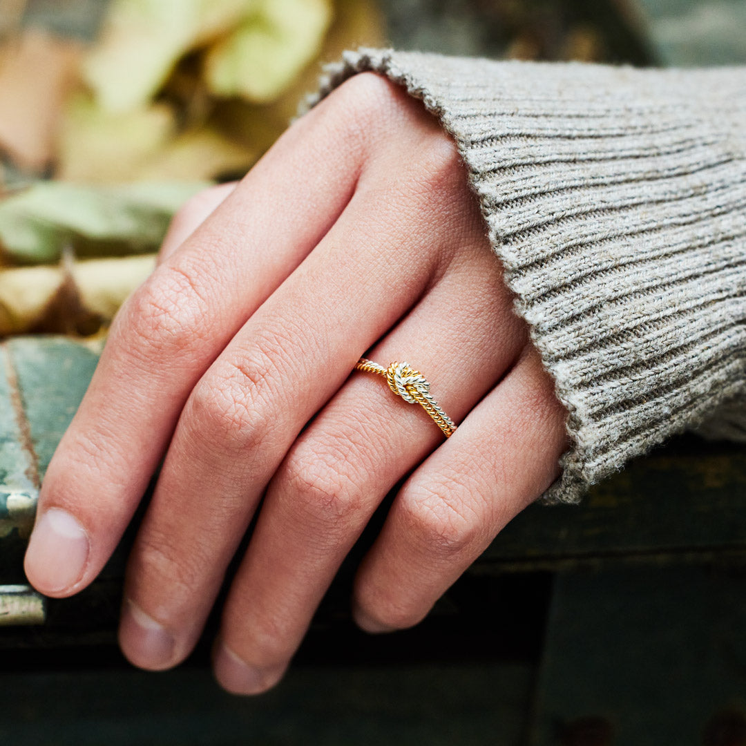 Ring Damen goldfarben mit Knoten-Design, elegant und romantisch - 8 - Marlena-atelier
