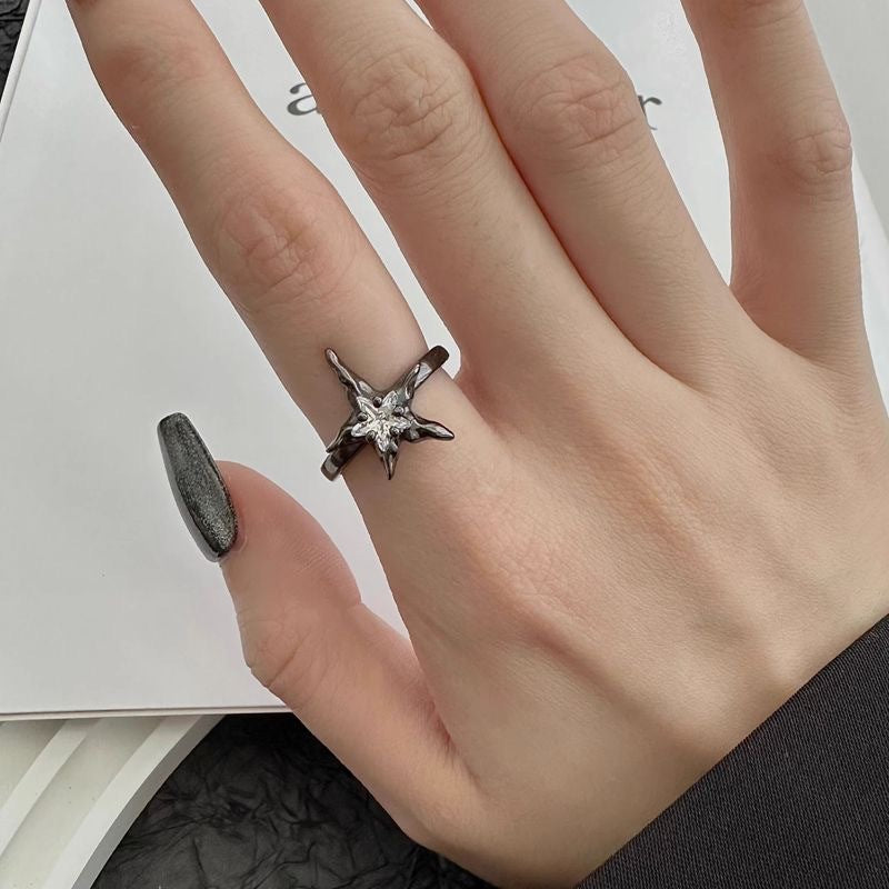 Nova – Sternen-Ringset in Dunkelgold – Marlena Atelier