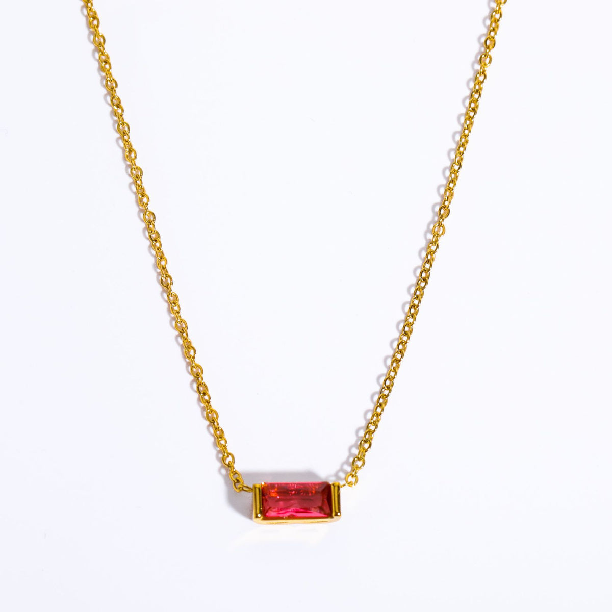 Halskette Damen goldfarben mit rechteckigem Anhänger, modern und elegant - 15 - Marlena-atelier