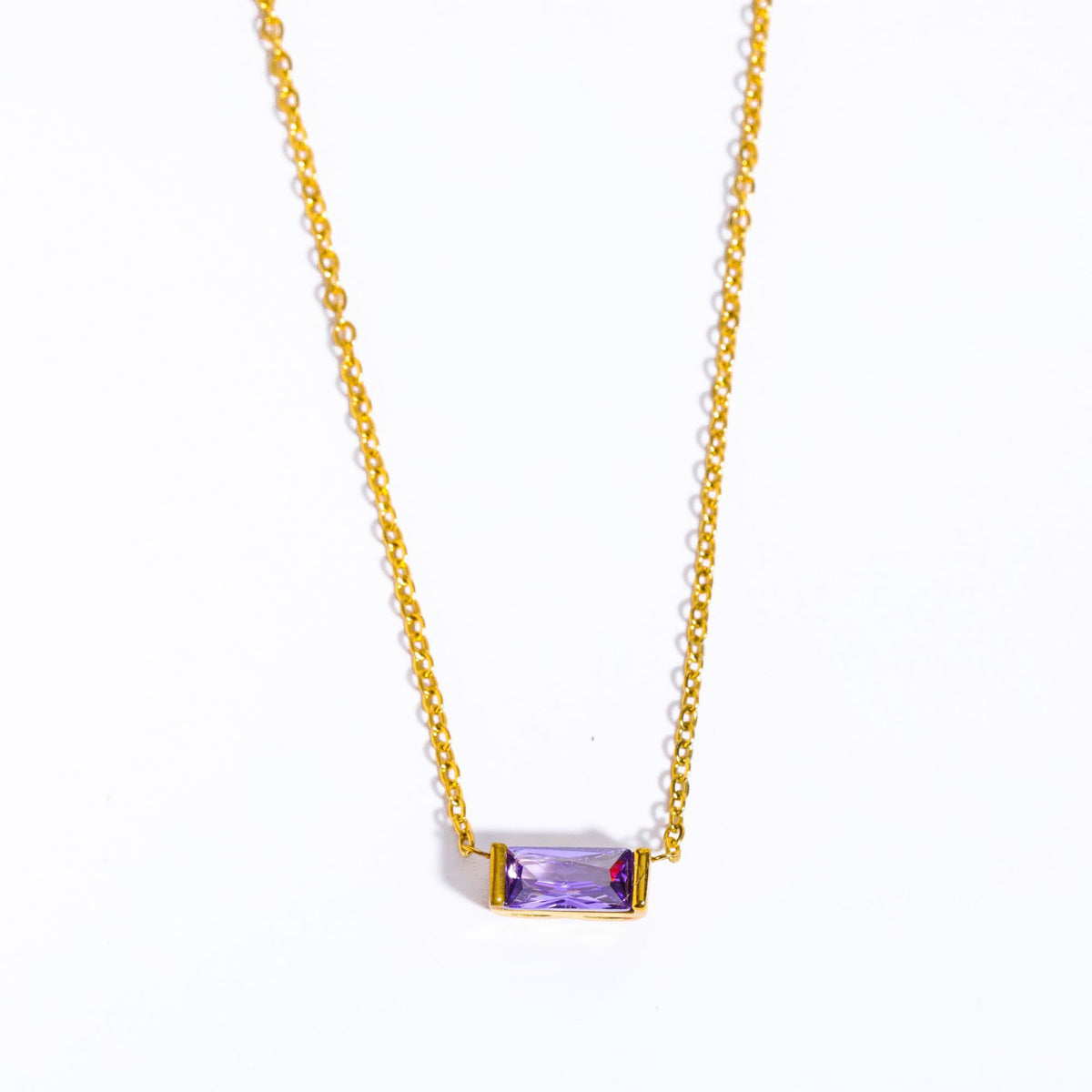 Halskette Damen goldfarben mit rechteckigem Anhänger, modern und elegant - 6 - Marlena-atelier