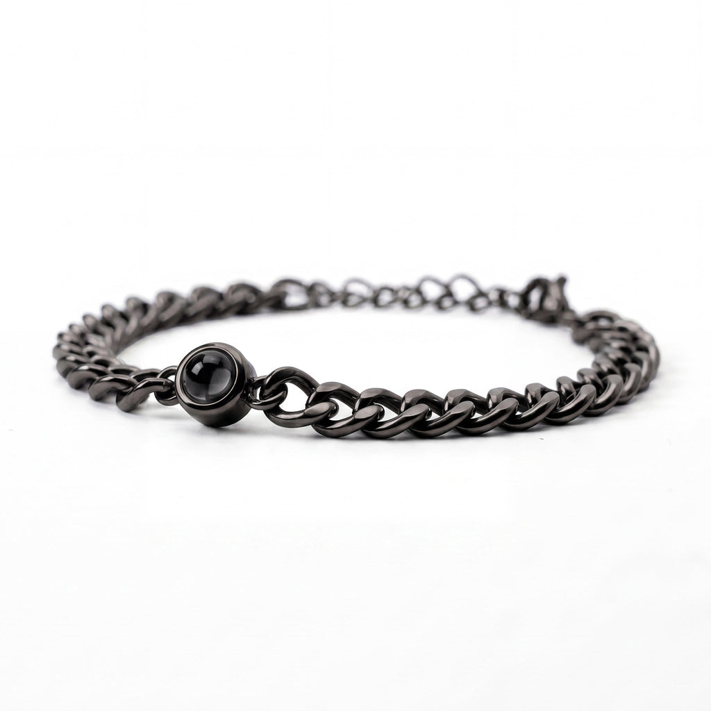 Armband Damen schwarz mit dekorativem Anhänger, modern und auffällig - 3 - Marlena-atelier