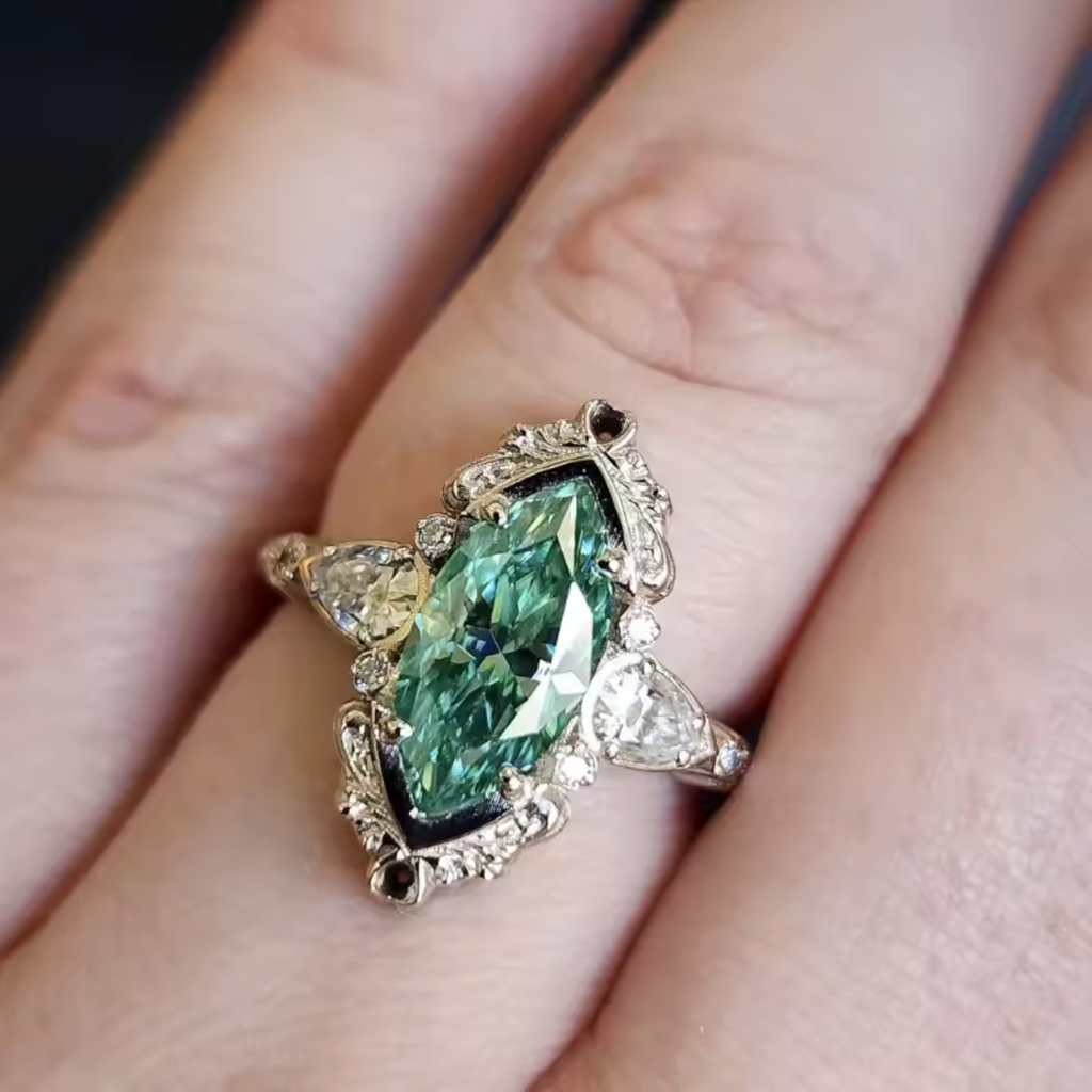 Ring Damen mehrfarbig mit marquiseförmigem Design, elegant und verspielt - 2 - Marlena-atelier