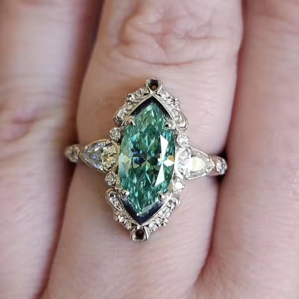 Ring Damen mehrfarbig mit marquiseförmigem Design, elegant und verspielt - 6 - Marlena-atelier