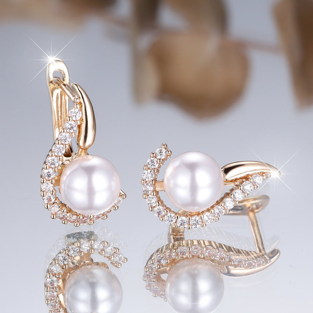 Elise – Perlenohrringe in Champagnergold – Marlena Atelier