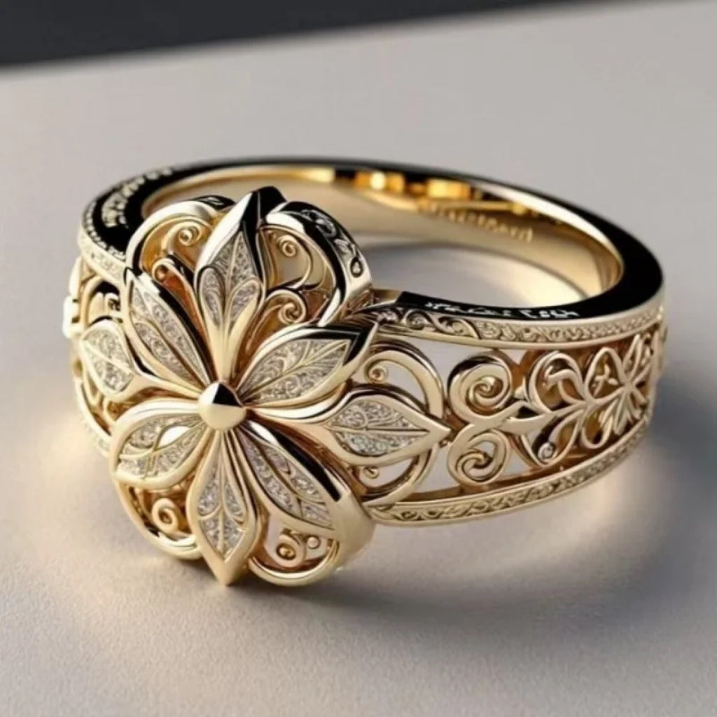Celeste – Filigraner Blumen-Ring – Marlena Atelier