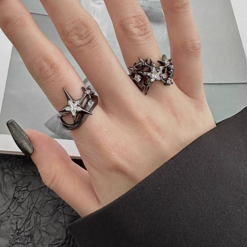 Nova – Sternen-Ringset in Dunkelgold – Marlena Atelier