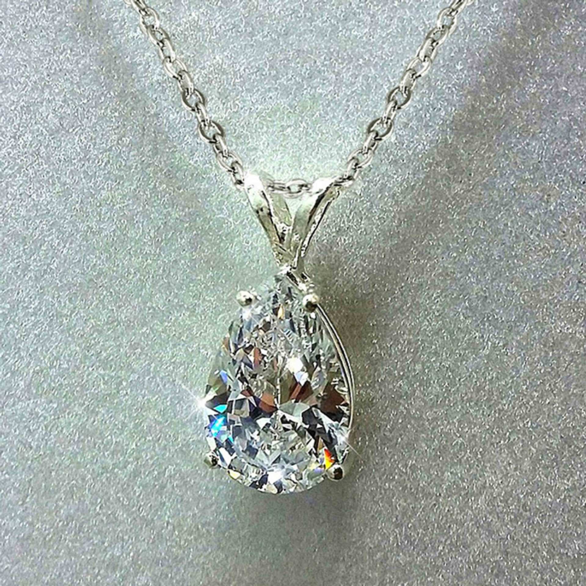 Perla – Tropfen-Anhängerkette – Marlena Atelier