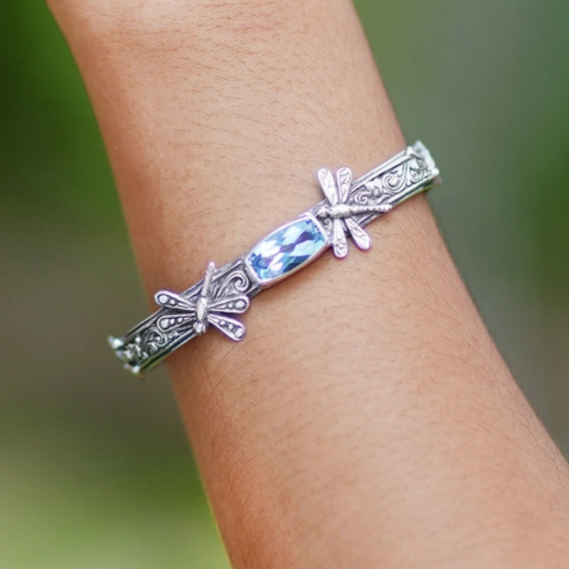 Armband Damen silberfarben mit Libellen-Design, verspielt und elegant - 2 - Marlena-atelier