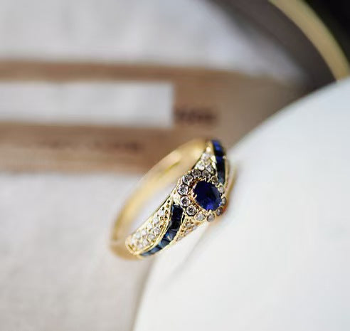 Bella – Verlobungsring-Klassiker – Marlena Atelier