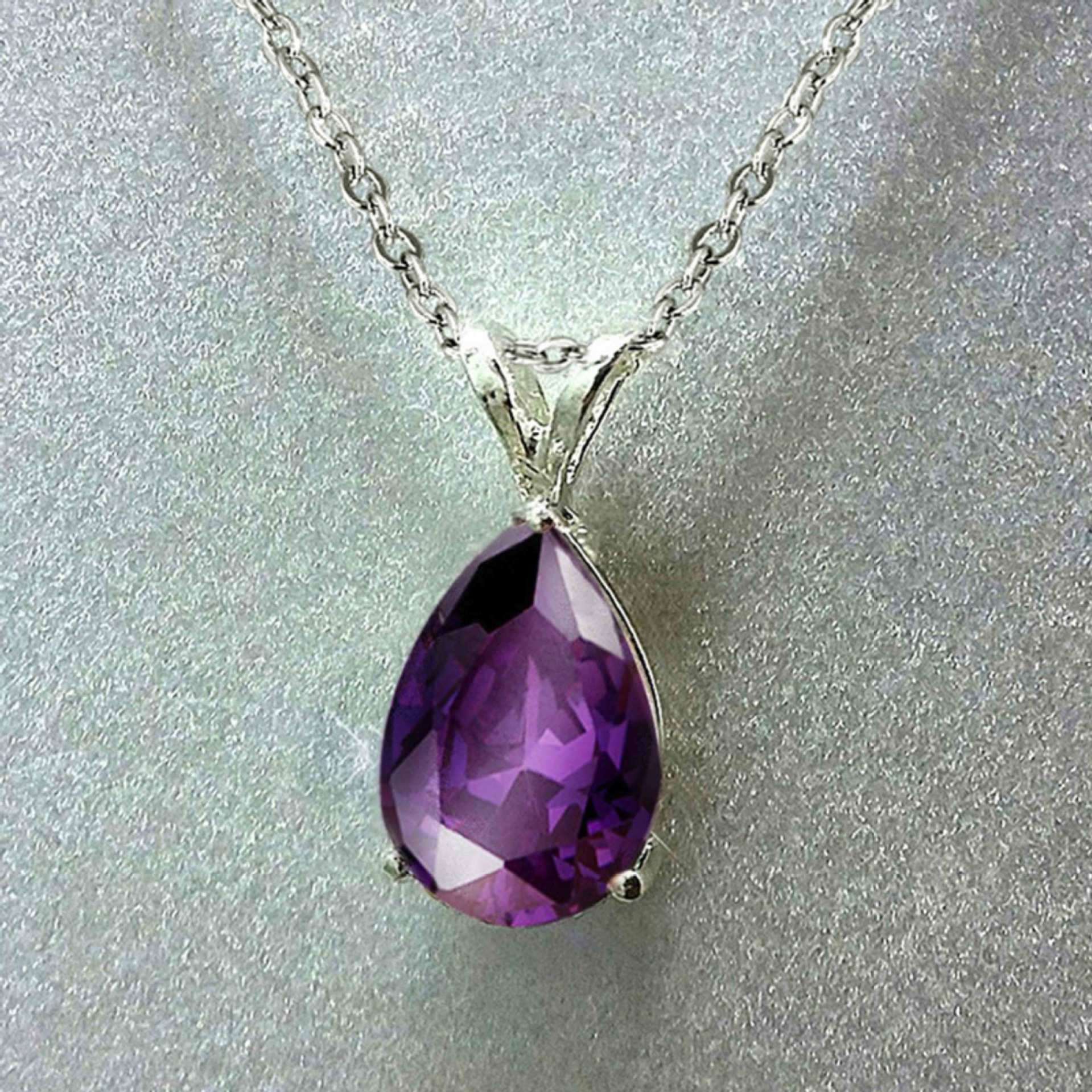 Perla – Tropfen-Anhängerkette – Marlena Atelier