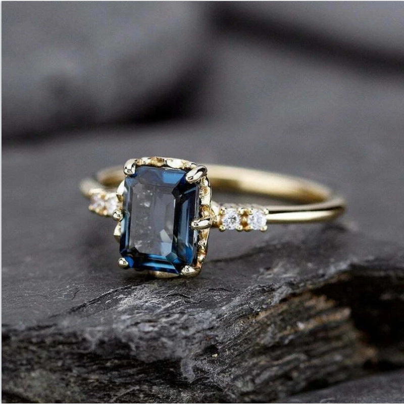 Fiona – Französischer Blüten-Ring – Marlena Atelier
