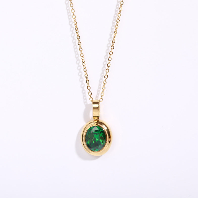 Halskette Damen goldfarben mit ovalem Anhänger, elegant und modern - 12 - Marlena-atelier