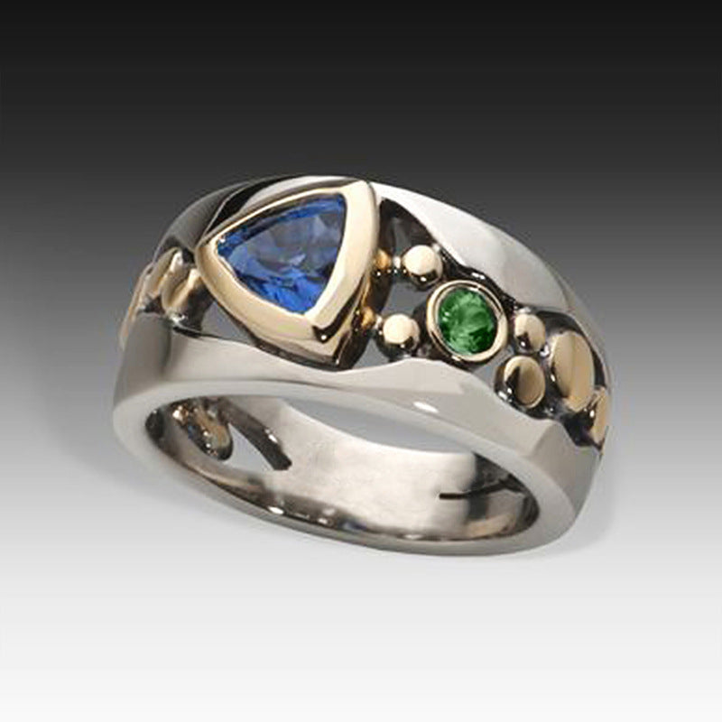 Verena – Ornament-Ring mit grünem Zirkonia – Marlena Atelier