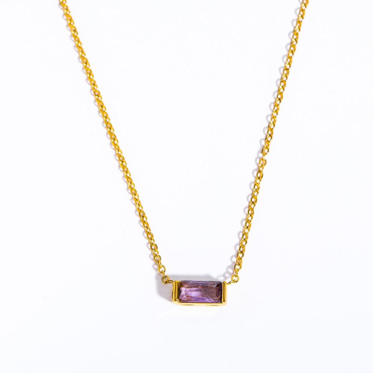 Halskette Damen goldfarben mit rechteckigem Anhänger, modern und elegant - 5 - Marlena-atelier