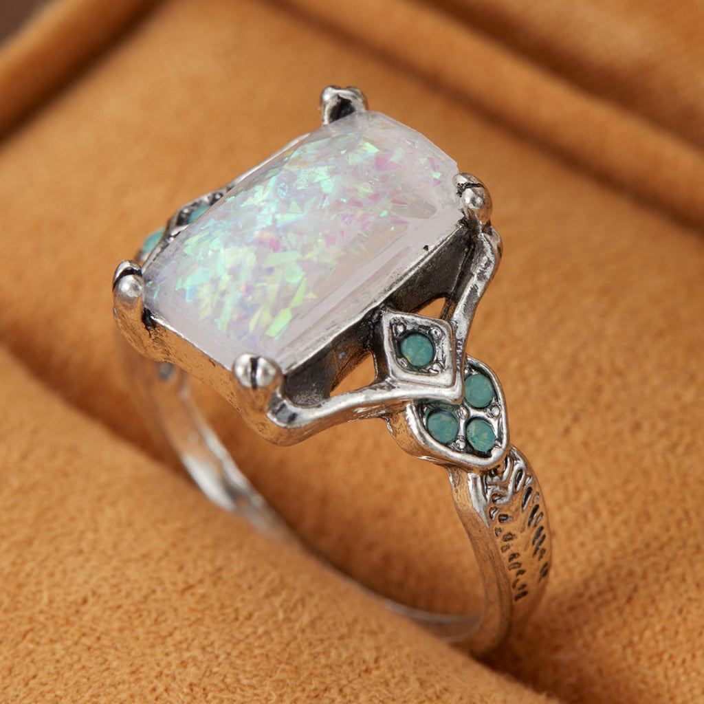 Selma – Opal-Ring in Antiksilber – Marlena Atelier