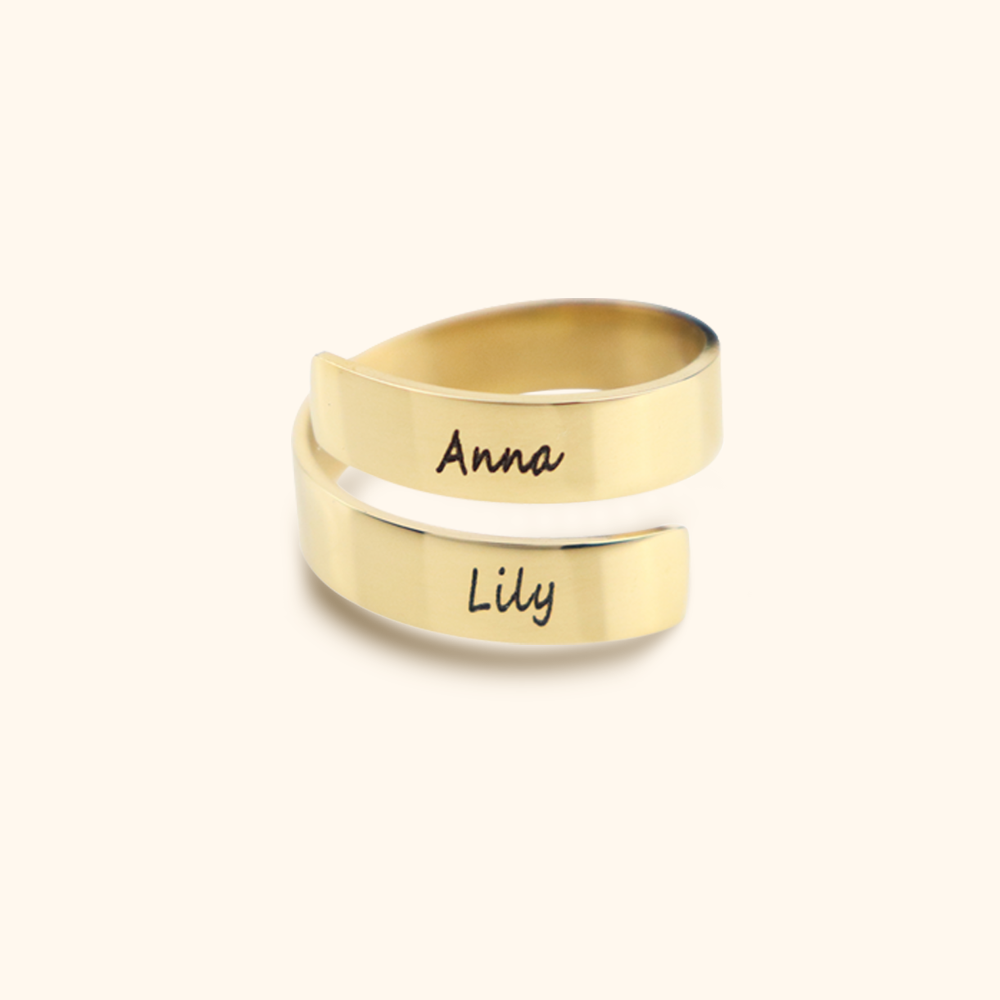 Ring Damen goldfarben mit Doppelnamen, modern und elegant - 1 - Marlena-atelier