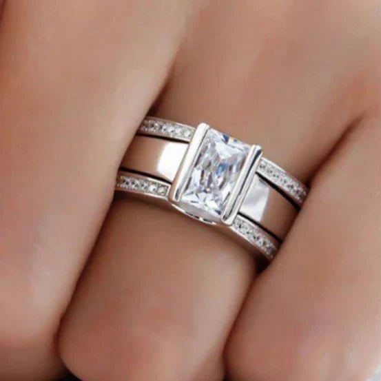Ring Damen silberfarben mit quadratischem Stein, elegant und modern - 1 - Marlena-atelier